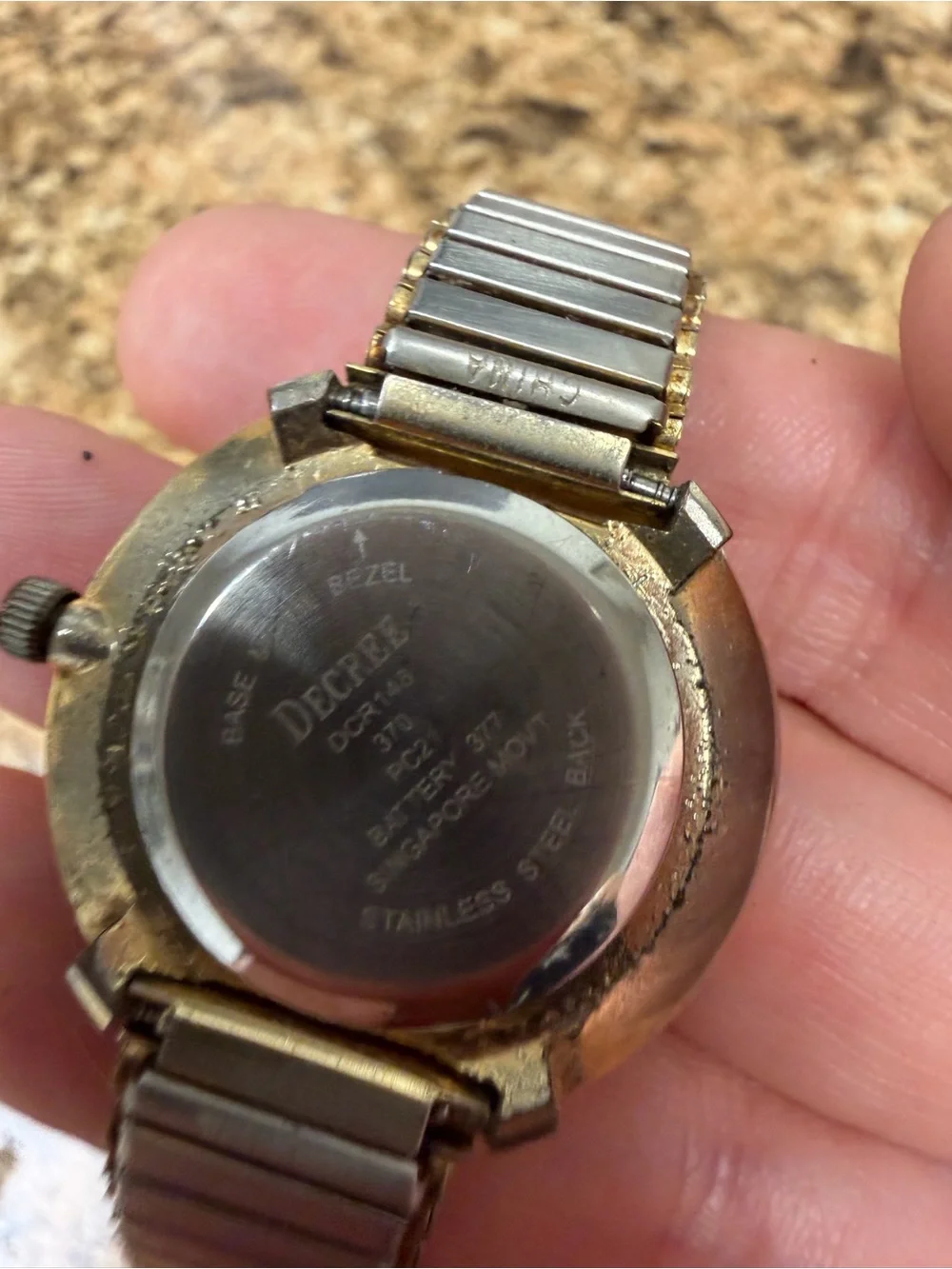 Decree dg3161 quartz